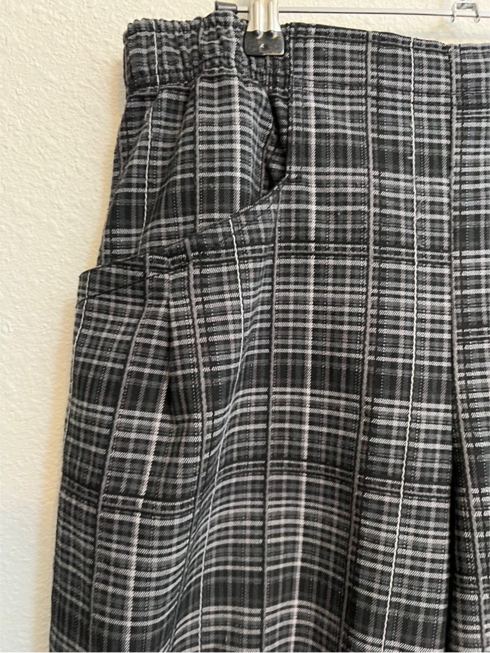 #770 Free People Nice Choice Pull On Plaid Pants Up Pants Midnight Combo Small - Picture 7 of 13